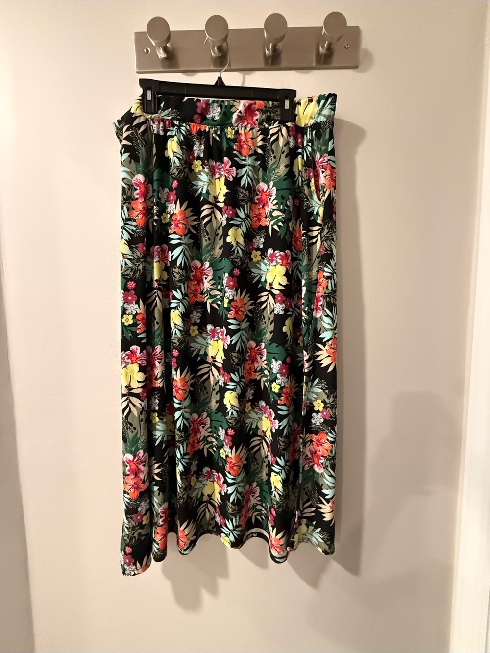 Terra & Sky Black Tropical Floral Maxi Skirt